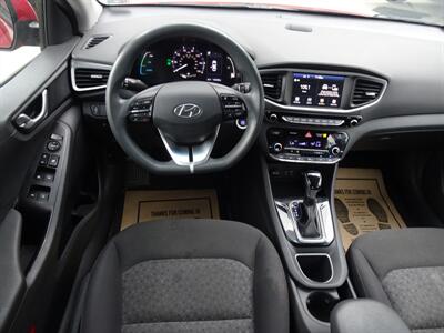 2019 Hyundai IONIQ Blue Hybrid  1.6L I4 FWD - Photo 9 - Cincinnati, OH 45255