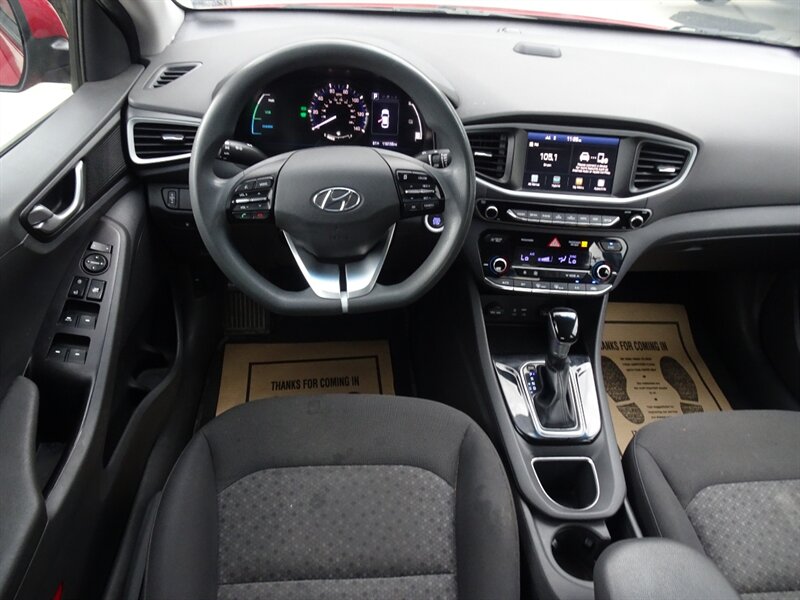 2019 Hyundai IONIQ Blue Hybrid 1.6L I4 FWD - Photo 9 - Cincinnati, OH 45255