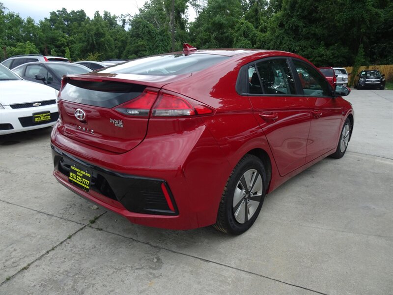 2019 Hyundai IONIQ Blue Hybrid 1.6L I4 FWD - Photo 6 - Cincinnati, OH 45255