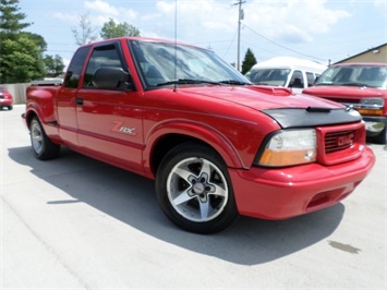 2003 GMC Sonoma SLS   - Photo 10 - Cincinnati, OH 45255