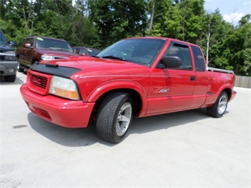 2003 GMC Sonoma SLS   - Photo 11 - Cincinnati, OH 45255