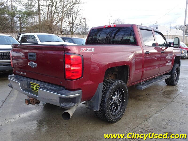 2015 Chevrolet Silverado 2500HD LT photo 6