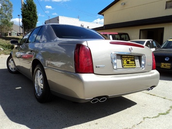 2004 Cadillac DeVille   - Photo 12 - Cincinnati, OH 45255