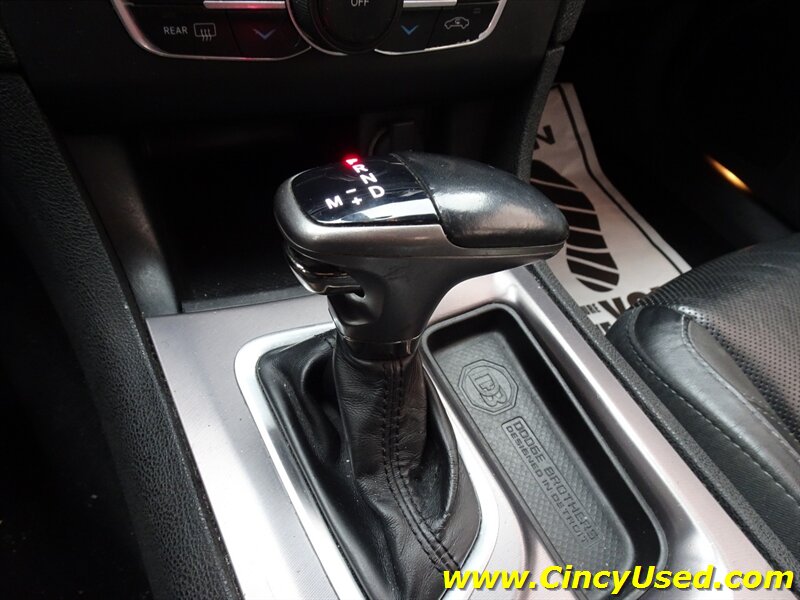 2019 Dodge Charger SXT - Photo 16 - Cincinnati, OH 45255