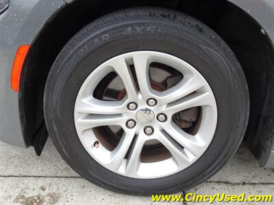 2019 Dodge Charger SXT - Photo 27 - Cincinnati, OH 45255