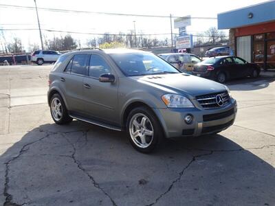 2007 Mercedes-Benz ML 63 AMG  6.2L V8 AWD - Photo 2 - Cincinnati, OH 45255