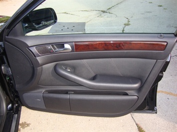 2002 Audi A6 3.0 quattro   - Photo 16 - Cincinnati, OH 45255