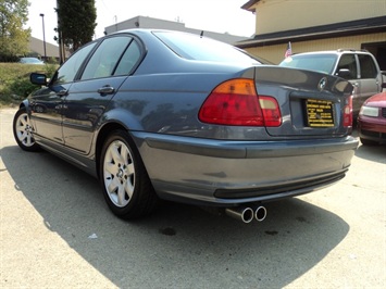 1999 BMW 323i   - Photo 12 - Cincinnati, OH 45255