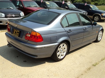 1999 BMW 323i   - Photo 6 - Cincinnati, OH 45255