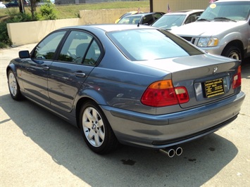 1999 BMW 323i   - Photo 4 - Cincinnati, OH 45255