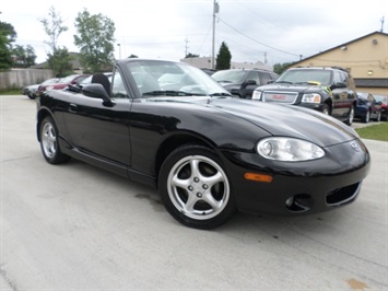 2002 Mazda MX-5 Miata LS   - Photo 10 - Cincinnati, OH 45255