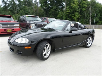 2002 Mazda MX-5 Miata LS   - Photo 11 - Cincinnati, OH 45255