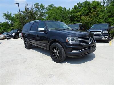 2015 Lincoln Navigator L  3.5L V6 4X4 - Photo 2 - Cincinnati, OH 45255