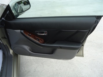 2000 Subaru Legacy GT Limited   - Photo 22 - Cincinnati, OH 45255