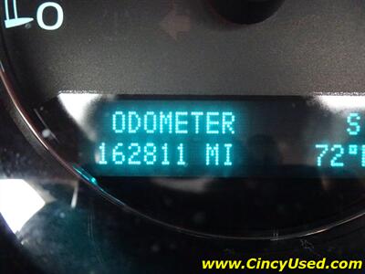 2013 Chevrolet Tahoe LT   - Photo 19 - Cincinnati, OH 45255