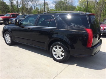 2004 Cadillac SRX   - Photo 4 - Cincinnati, OH 45255