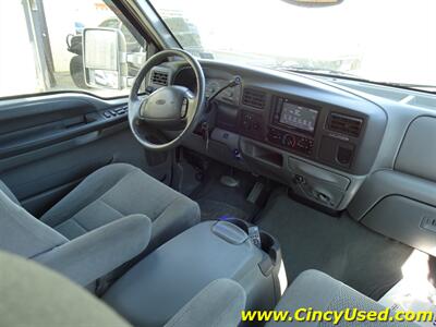 2002 Ford Excursion XLT - Photo 18 - Cincinnati, OH 45255