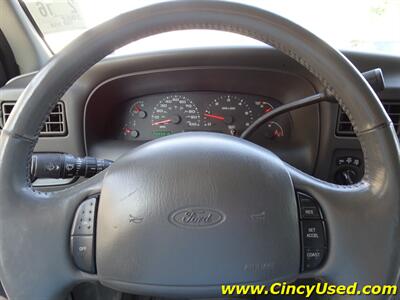 2002 Ford Excursion XLT - Photo 23 - Cincinnati, OH 45255