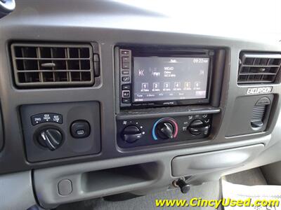 2002 Ford Excursion XLT - Photo 21 - Cincinnati, OH 45255