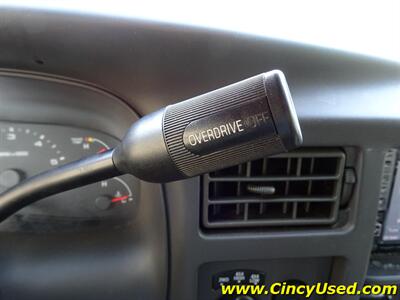 2002 Ford Excursion XLT - Photo 22 - Cincinnati, OH 45255