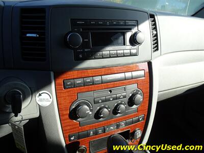 2006 Jeep Grand Cherokee Limited  5.7L V8 4X4 - Photo 20 - Cincinnati, OH 45255