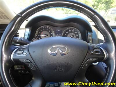 2015 INFINITI Q70 L  5.6L V8 AWD - Photo 21 - Cincinnati, OH 45255
