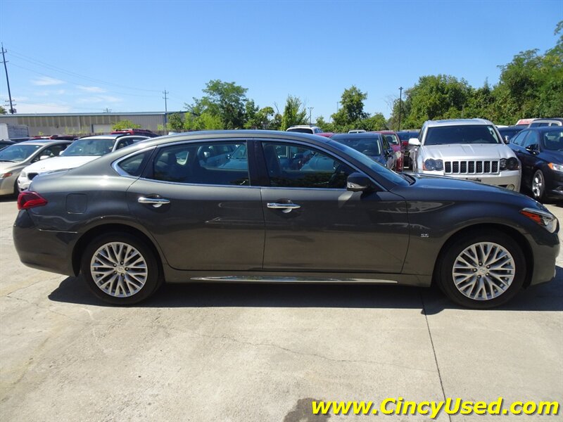 2015 INFINITI Q70 L  5.6L V8 AWD - Photo 6 - Cincinnati, OH 45255