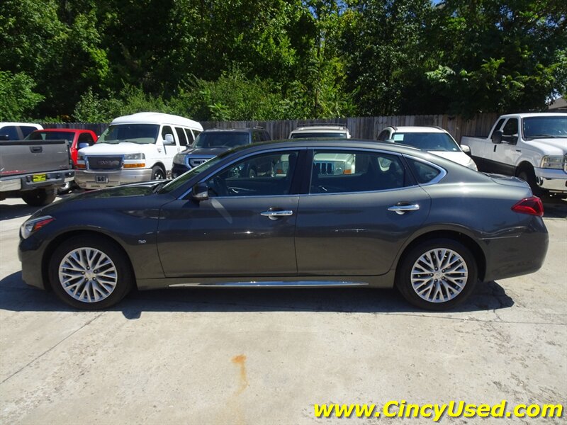 2015 INFINITI Q70 L  5.6L V8 AWD - Photo 5 - Cincinnati, OH 45255
