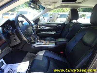 2015 INFINITI Q70 L  5.6L V8 AWD - Photo 11 - Cincinnati, OH 45255