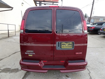 2002 GMC Savana   - Photo 4 - Cincinnati, OH 45255