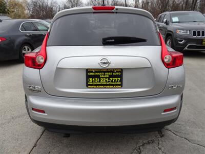 2011 Nissan JUKE SL  1.6L Turbo I4 AWD - Photo 7 - Cincinnati, OH 45255