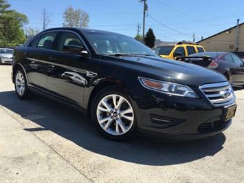 2011 Ford Taurus SEL   - Photo 10 - Cincinnati, OH 45255