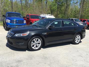 2011 Ford Taurus SEL   - Photo 3 - Cincinnati, OH 45255