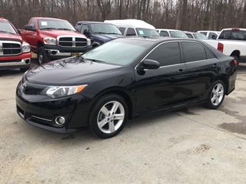 2012 Toyota Camry SE   - Photo 3 - Cincinnati, OH 45255