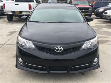 2012 Toyota Camry SE   - Photo 2 - Cincinnati, OH 45255