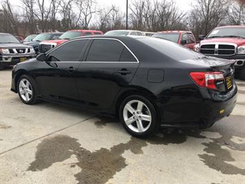 2012 Toyota Camry SE   - Photo 4 - Cincinnati, OH 45255