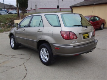 2000 Lexus RX 300   - Photo 4 - Cincinnati, OH 45255