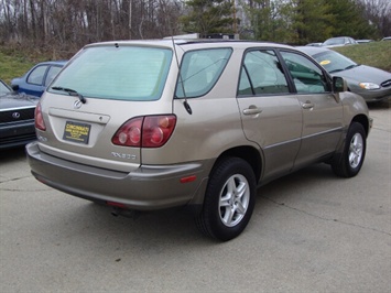 2000 Lexus RX 300   - Photo 6 - Cincinnati, OH 45255