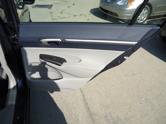 2007 Honda Civic Hybrid - Photo 27 - Cincinnati, OH 45255