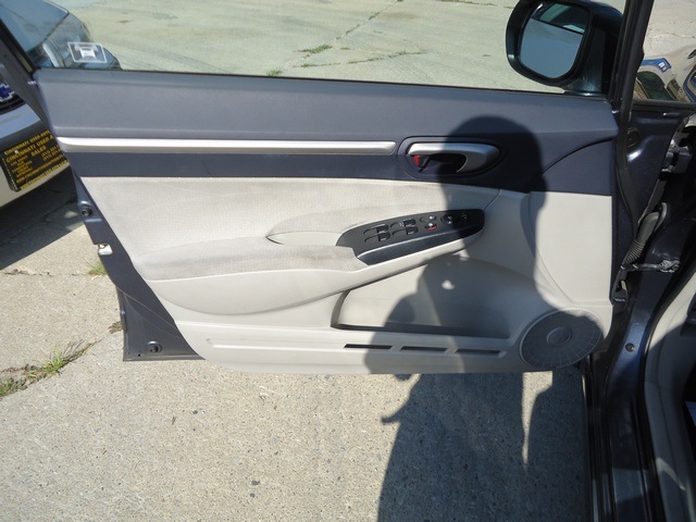 2007 Honda Civic Hybrid - Photo 24 - Cincinnati, OH 45255