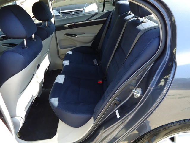 2007 Honda Civic Hybrid - Photo 15 - Cincinnati, OH 45255