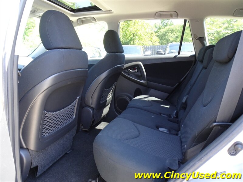 2009 Toyota RAV4 Sport - Photo 13 - Cincinnati, OH 45255
