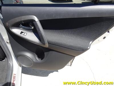 2009 Toyota RAV4 Sport - Photo 27 - Cincinnati, OH 45255