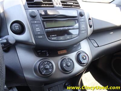2009 Toyota RAV4 Sport - Photo 18 - Cincinnati, OH 45255