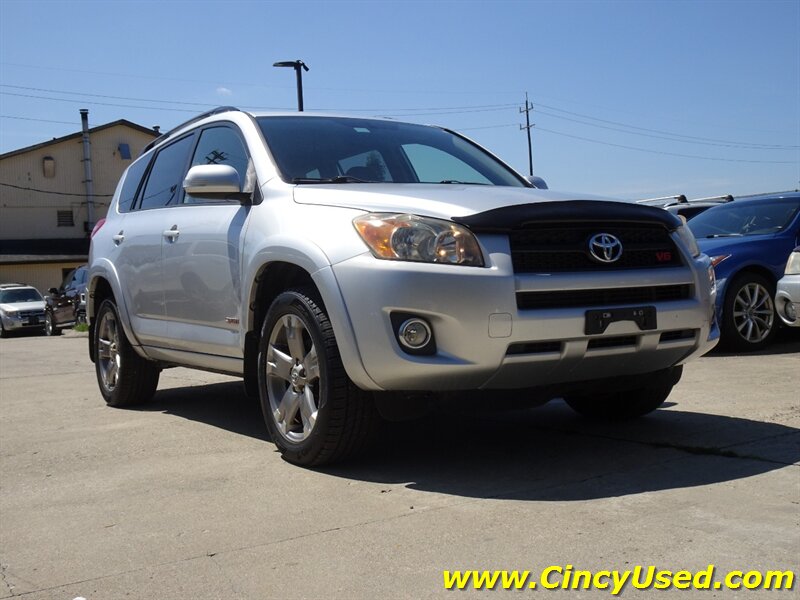 2009 Toyota RAV4 Sport - Photo 2 - Cincinnati, OH 45255