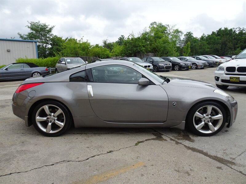 2008 Nissan 350Z Touring  RWD - Photo 2 - Cincinnati, OH 45255