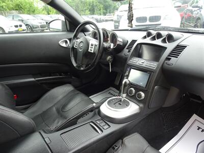 2008 Nissan 350Z Touring  RWD - Photo 11 - Cincinnati, OH 45255