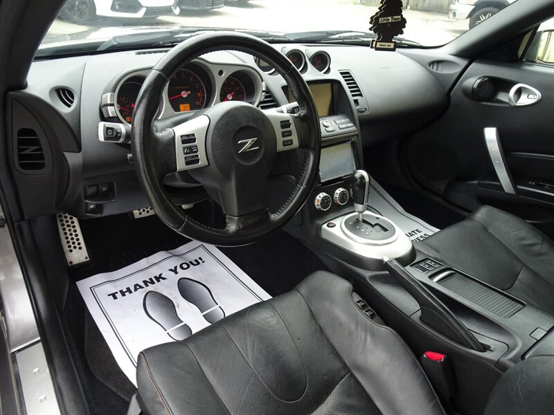 2008 Nissan 350Z Touring  RWD - Photo 13 - Cincinnati, OH 45255