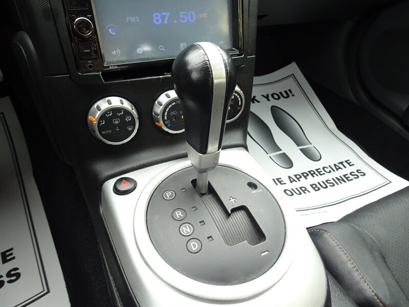2008 Nissan 350Z Touring  RWD - Photo 12 - Cincinnati, OH 45255