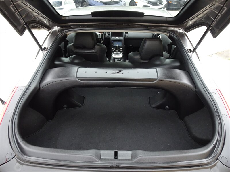 2008 Nissan 350Z Touring  RWD - Photo 19 - Cincinnati, OH 45255